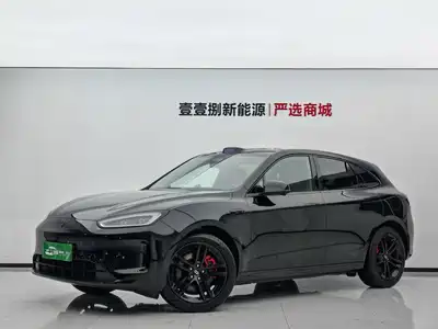 AITO Wenjie M5 2025