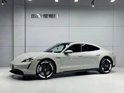 Porsche Taycan 2022