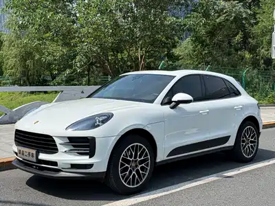 Porsche Macan 2020