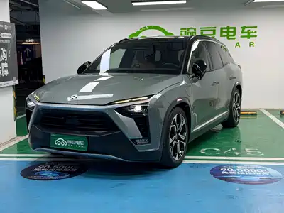 NIO ES8 2022