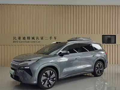 BYD Tang L 2025