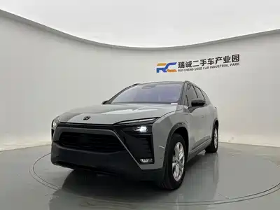 NIO ES8 2021