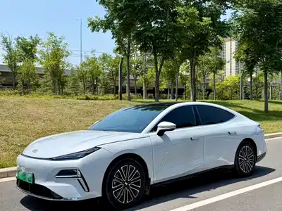 Geely Galaxy Xingyao 8 2025