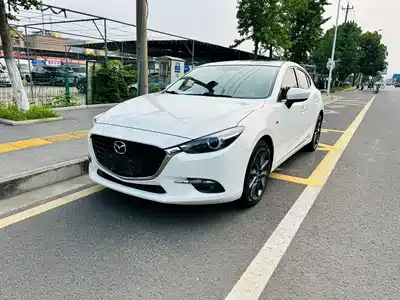 Mazda Mazda3 Axela 2017