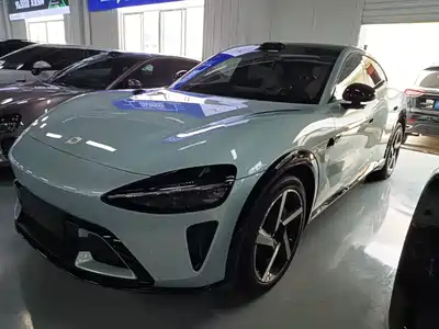 Xiaomi Auto YU7 2025