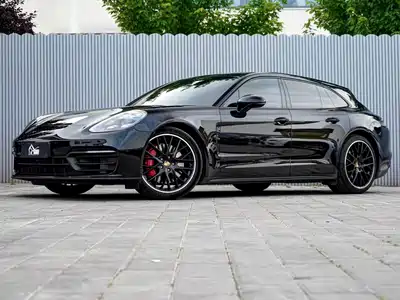 Porsche Panamera 2024