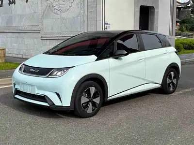 BYD Dolphin 2023