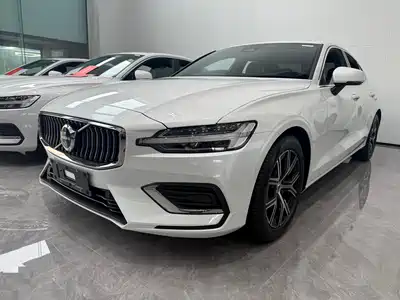 Volvo S60 2023