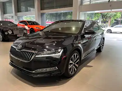 Škoda Superb 2023