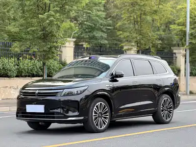 AITO Wenjie M7 2024