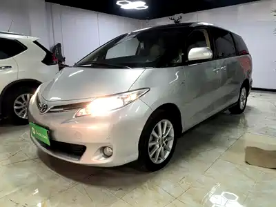 Toyota Previa 2015