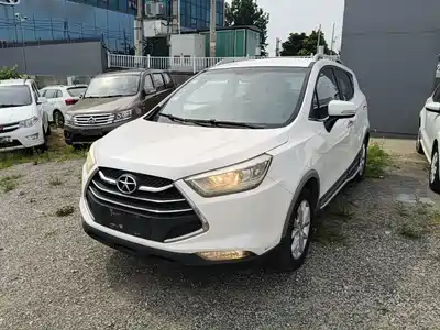 JAC Motors Refine S3 2015
