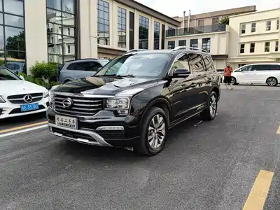GAC Trumpchi GS8 2017