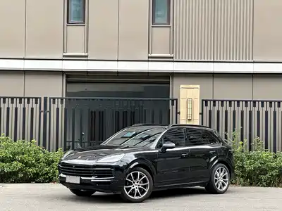 Porsche Cayenne 2022