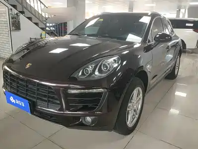 Porsche Macan 2016