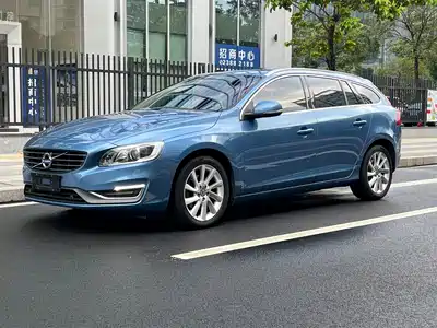 Volvo V60 2015