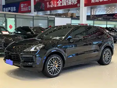 Porsche Cayenne 2021