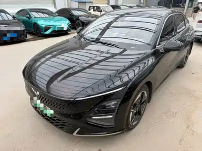 Wuling Motors Starlight 2024
