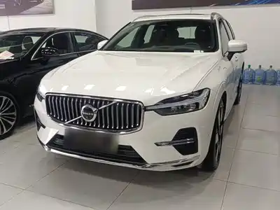 Volvo XC60 Plug-in Hybrid 2024