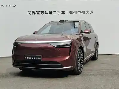 AITO Wenjie M8 2025