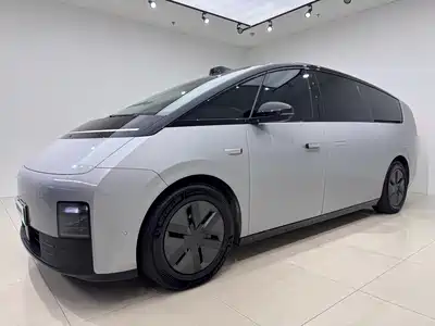 Li Auto MEGA 2024