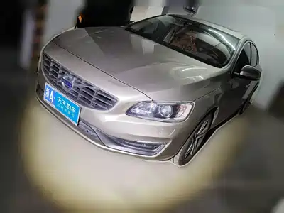 Volvo S60 2015