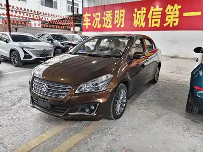 Suzuki Alivio 2015