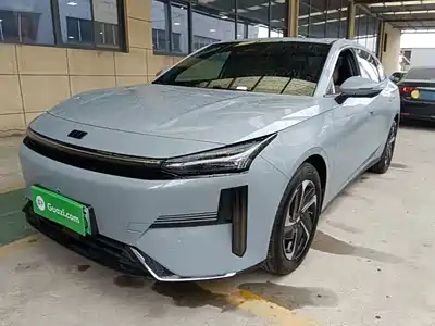 Geely Galaxy L6 2024