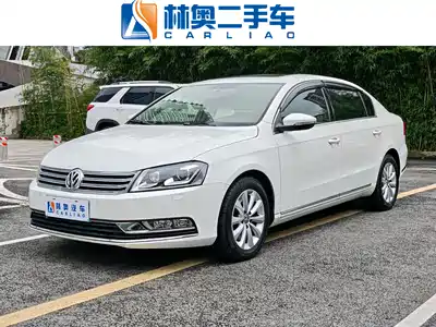 Volkswagen Magotan 2012