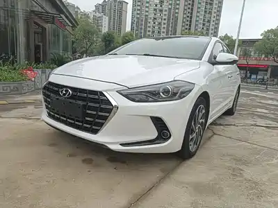 Hyundai Elantra 2020