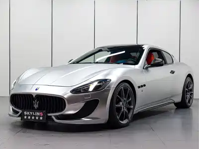 Maserati GranTurismo 2013