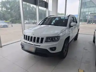 Jeep Compass (Import) 2014