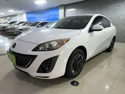 Mazda Mazda3 Axela 2015