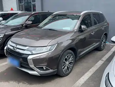 Mitsubishi Outlander 2017