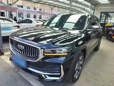 Geely Xingyue L 2025