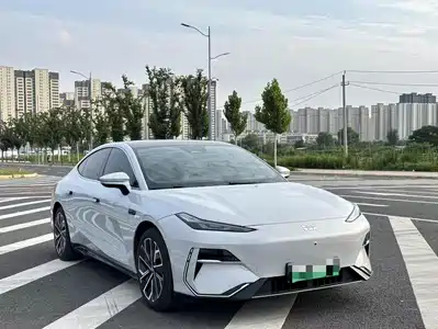 Geely Galaxy E8 2023