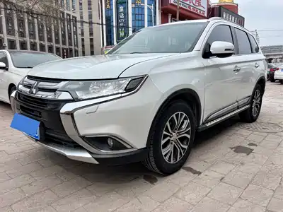 Mitsubishi Outlander 2017
