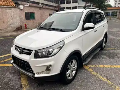BAIC Huansu S3 2015