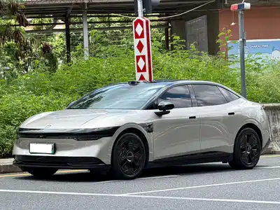 ZEEKR 007 2024