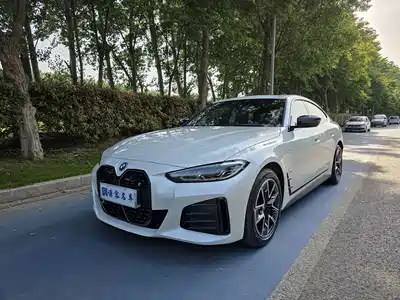 BMW i4 2026