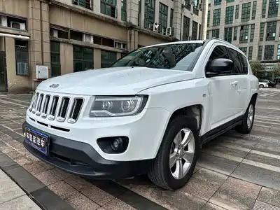 Jeep Compass (Import) 2015
