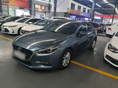 Mazda Mazda3 Axela 2018
