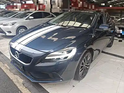 Volvo V40 2017