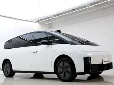 Li Auto MEGA 2025