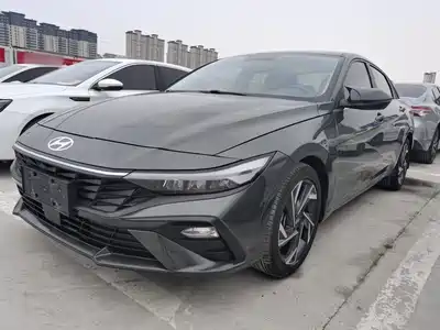 Hyundai Elantra 2024