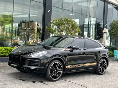 Porsche Cayenne 2021