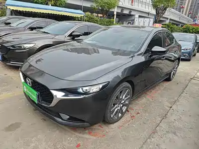 Mazda Mazda3 Axela 2021