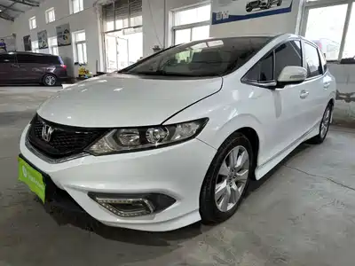 Honda Jade 2017