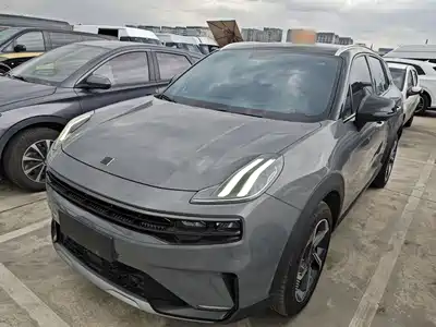 Lynk & Co 06 2022