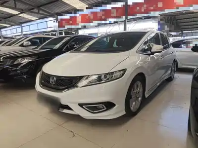 Honda Jade 2015